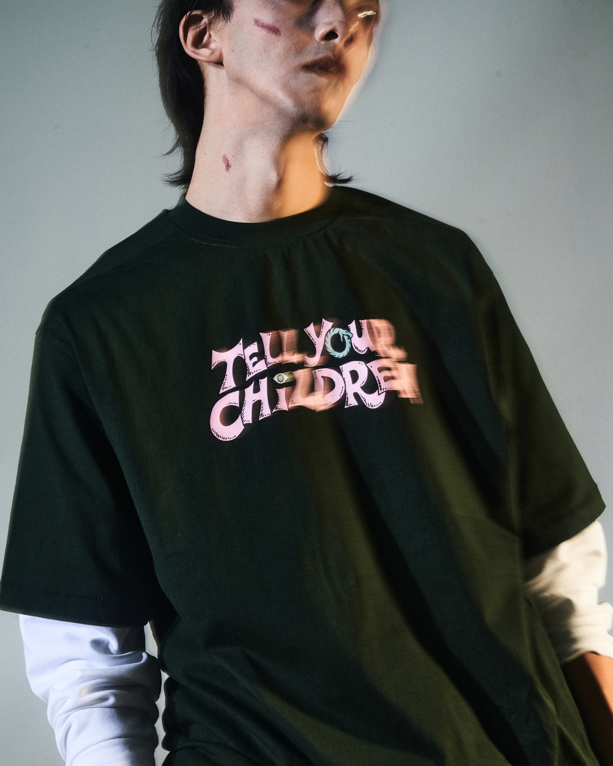 SNAKE EYES TEE - FOREST GREEN