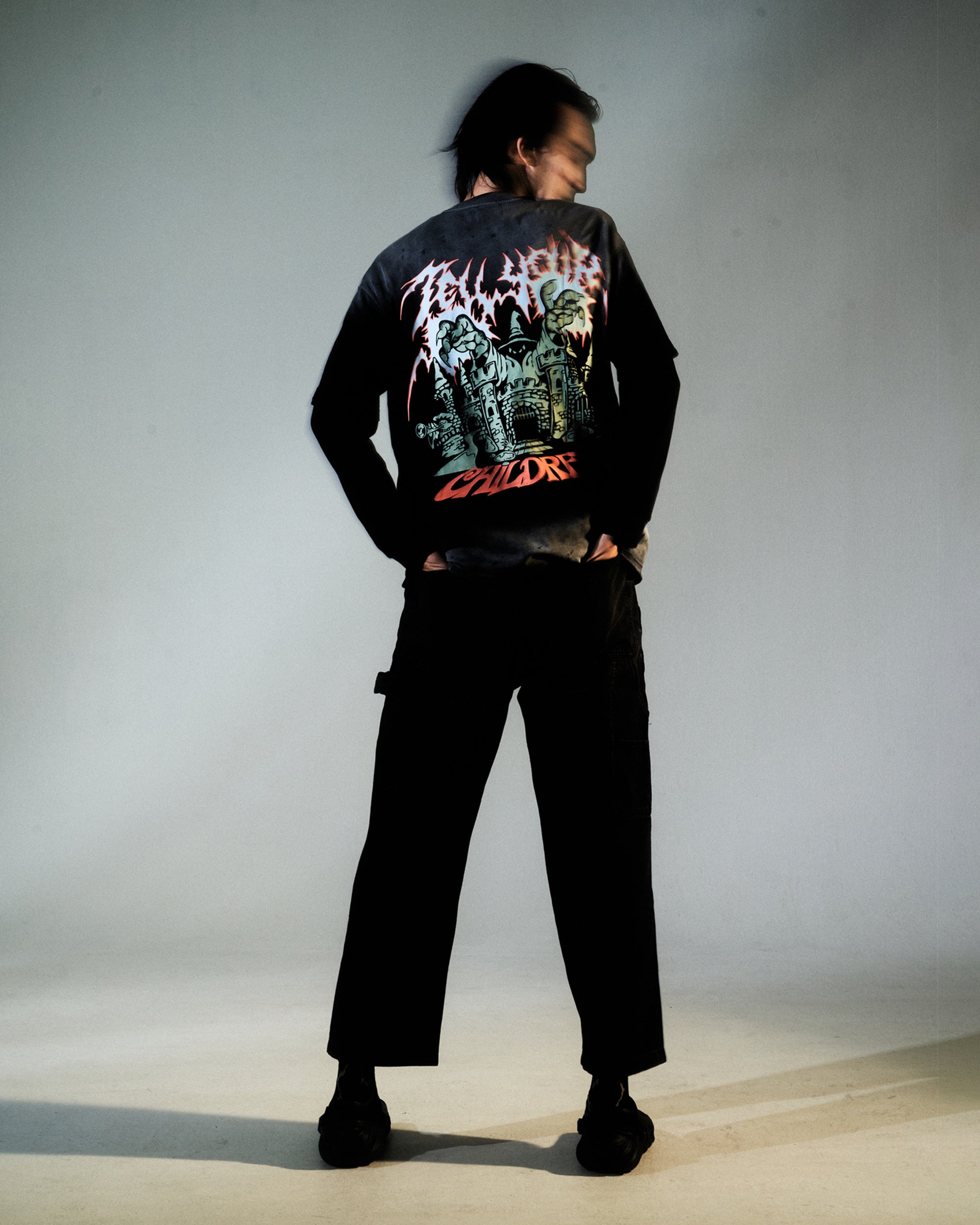 SMOKY CASTLE TEE - DARK FOG