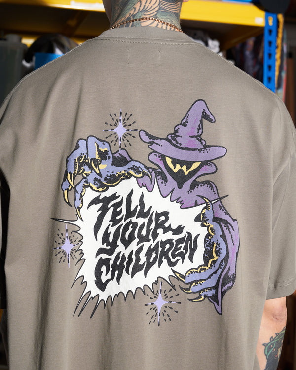 CRYSTAL BALL TEE - SAGE GREEN