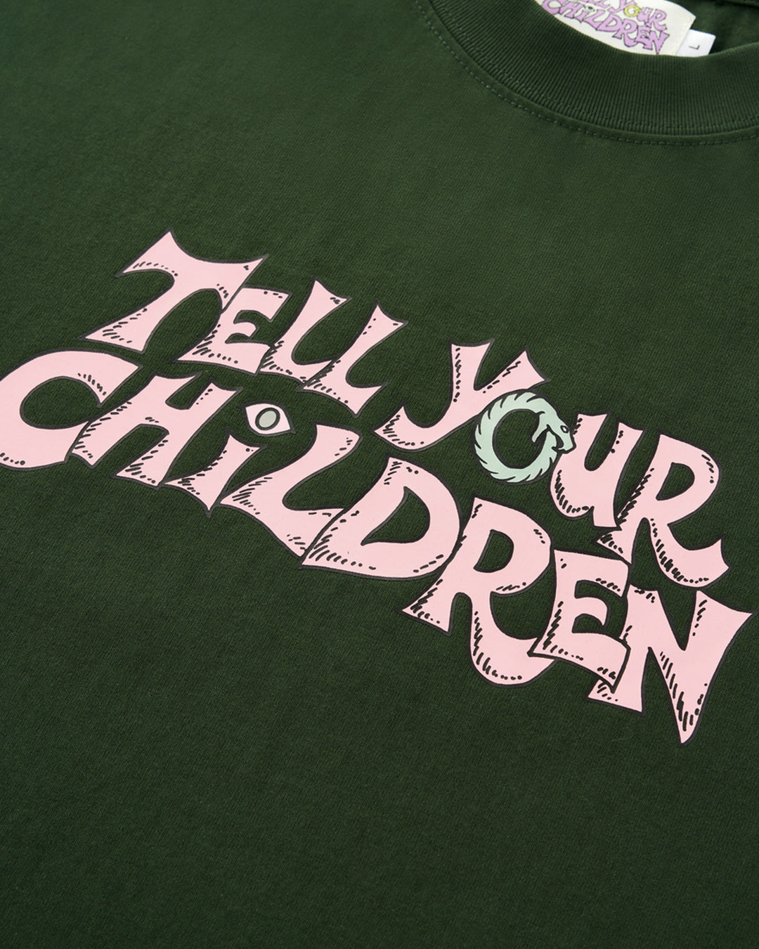 SNAKE EYES TEE - FOREST GREEN
