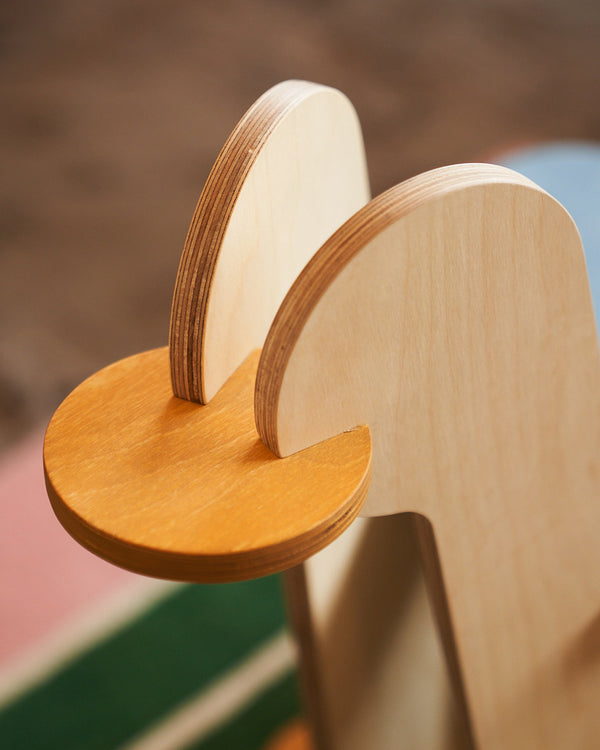 THE SEATING DUCK [ BLUE / OCHRE ]