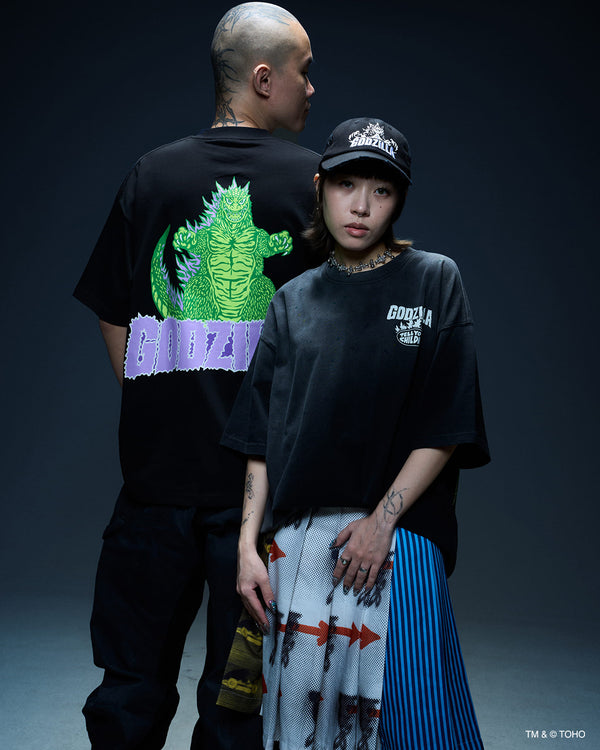 TOWERING GODZILLA TEE - BLACK